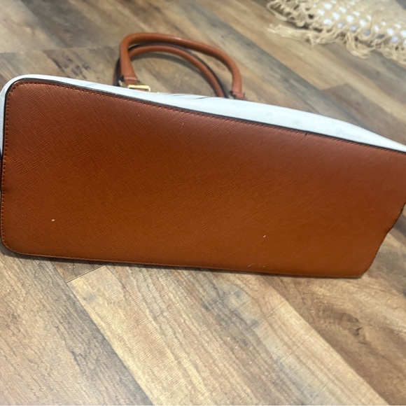 👜 Aldo Striped Satchel Bag – Classic Nautical Style 👜 - Picture 5 of 6